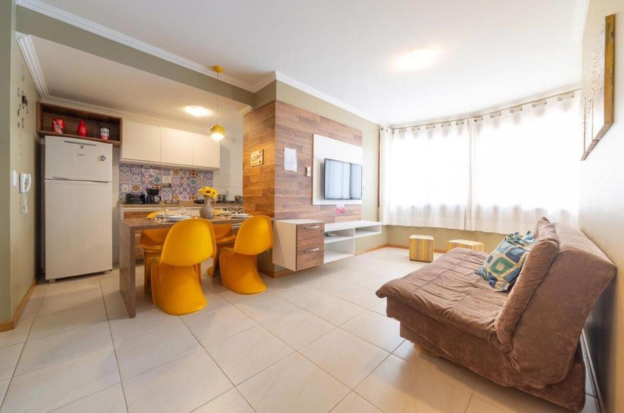 Gramado Solar Real - 2 Apts De 2 Quartos No Mesmo Predio, Cada Um Comporta Ate 7 Pessoas - Ideal Para Grupos - Central - Ideal Para Andar A Pe, Nesta Plataforma Desde Janeiro De 2016, Oferecemos Credibilidade - Seu Pet E Bem-Vindo - Garagem Coberta Εξωτερικό φωτογραφία